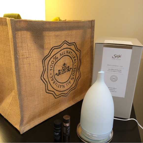 Saje Wellness 101 Mini Diffuser & Blend Kit - Picture 3 of 3